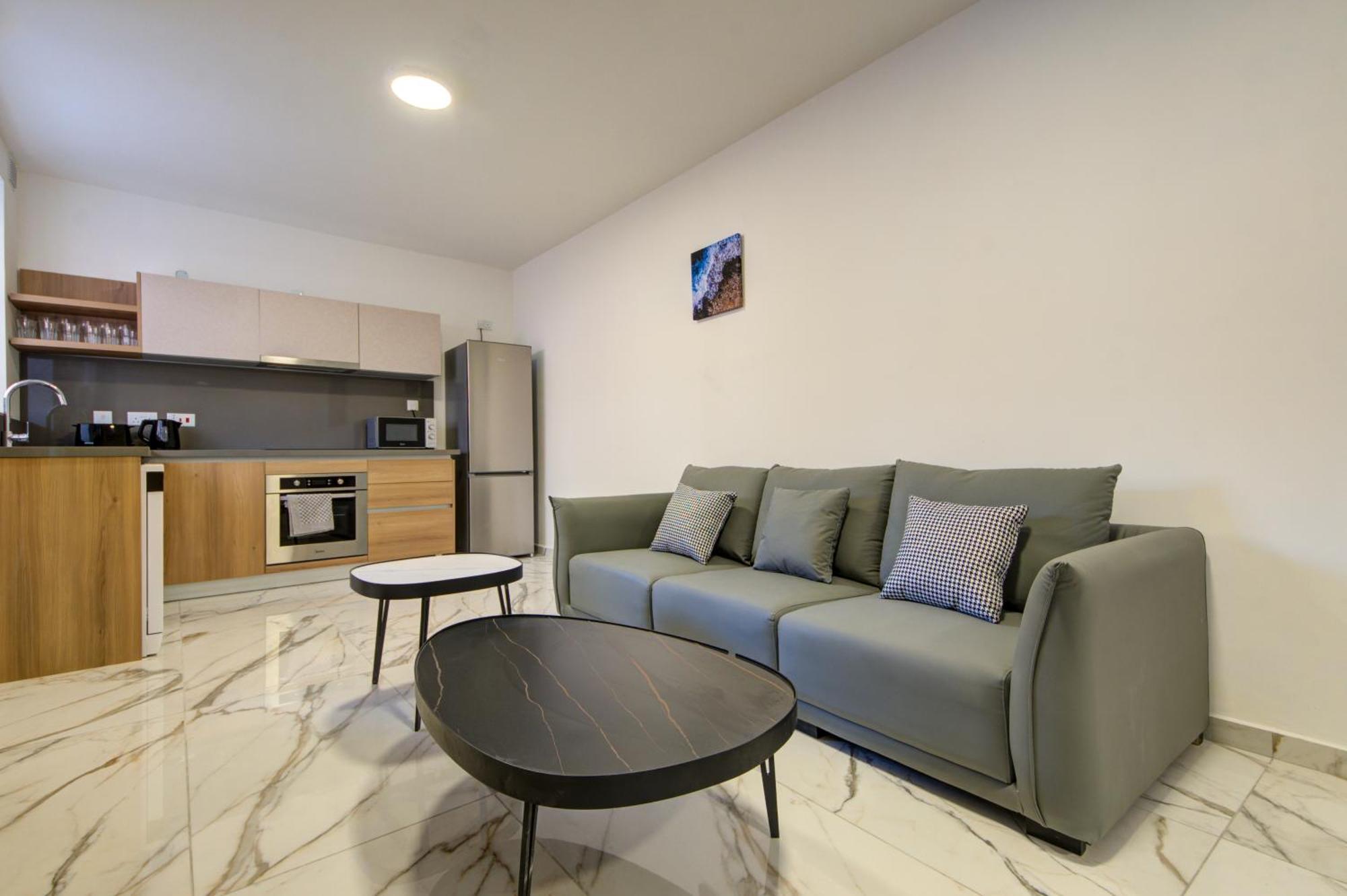 The St Pauls Bay Escape Suites By 360 Estates St. Paul's Bay Exterior photo
